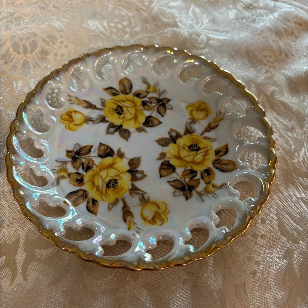 Vintage Royal Sealy Japan Teacup and Saucer - Picture 7 of 10